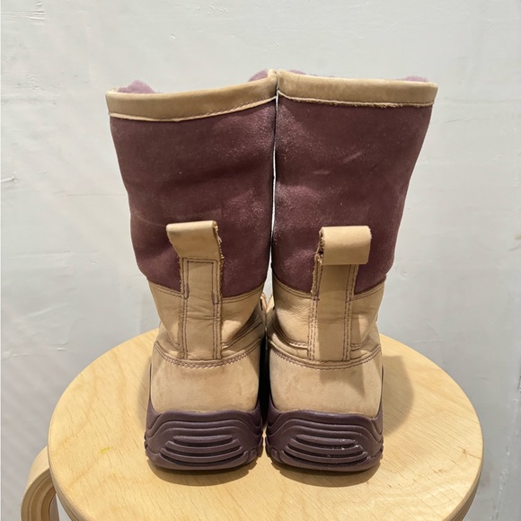 UGG ADIRONDACK II BOOT Leather Waterproof Fuzzy Boots Womens Size 8.5 - Picture 5 of 8